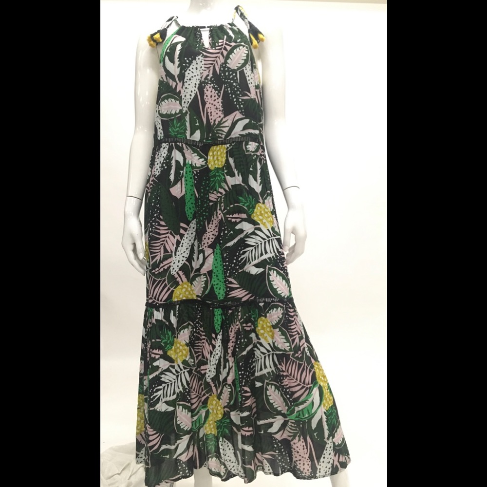 🔥🔥NWT Maxi dress 🔥🔥🔥